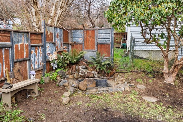 751 Peters Street, Raymond, WA 98577