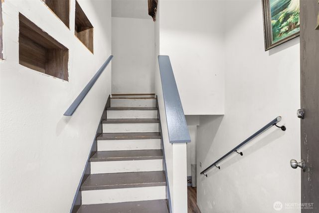 751 Peters Street, Raymond, WA 98577