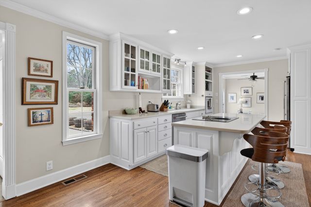 515 Brentlawn Dr, Nashville, TN 37220