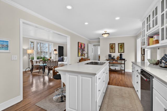 515 Brentlawn Dr, Nashville, TN 37220