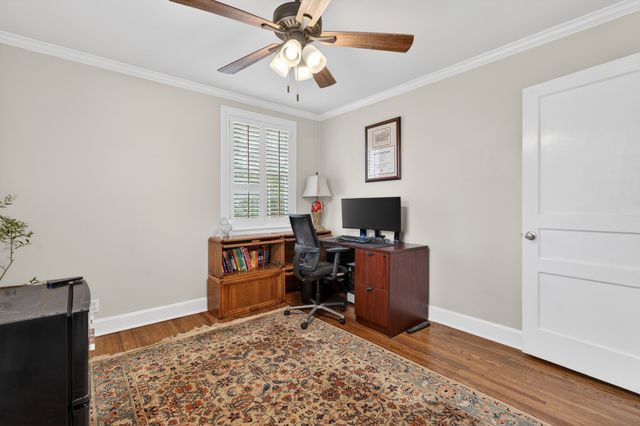 515 Brentlawn Dr, Nashville, TN 37220