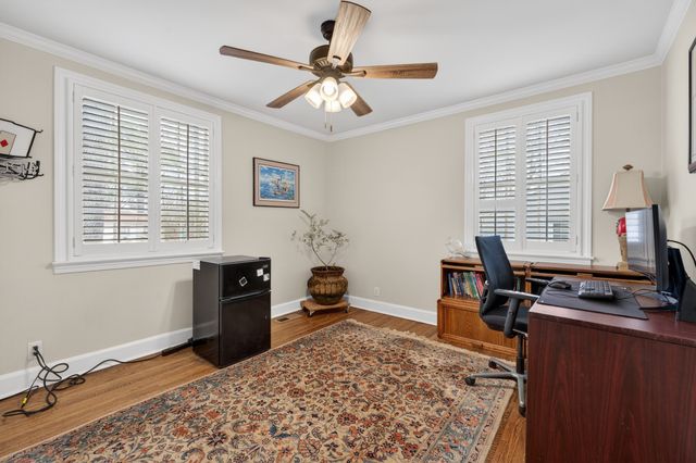 515 Brentlawn Dr, Nashville, TN 37220