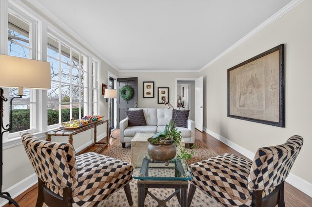 515 Brentlawn Dr, Nashville, TN 37220