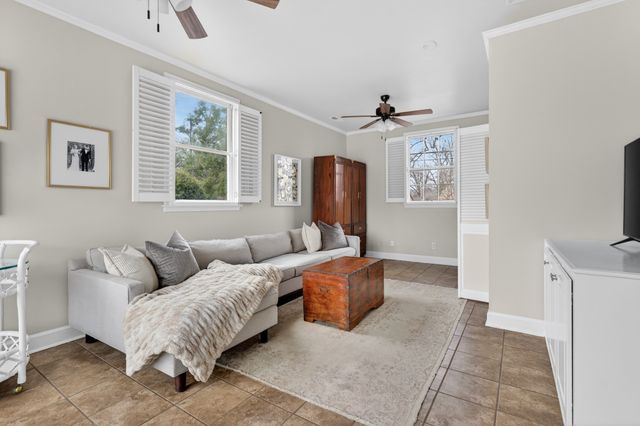 515 Brentlawn Dr, Nashville, TN 37220