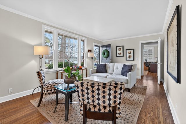 515 Brentlawn Dr, Nashville, TN 37220