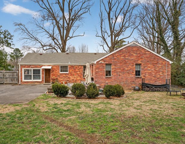 515 Brentlawn Dr, Nashville, TN 37220