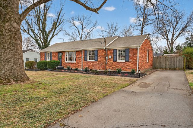 515 Brentlawn Dr, Nashville, TN 37220