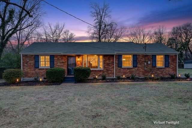 515 Brentlawn Dr, Nashville, TN 37220