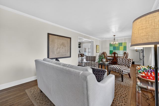 515 Brentlawn Dr, Nashville, TN 37220