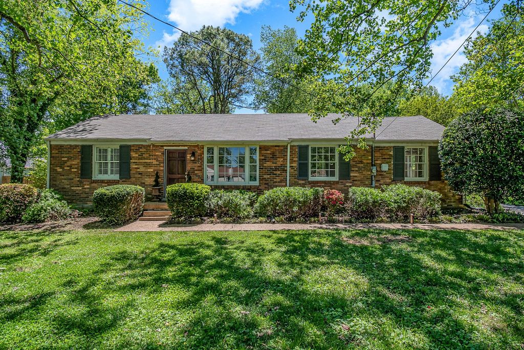 515 Brentlawn Dr, Nashville, TN 37220