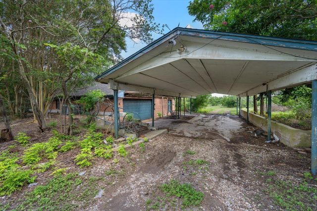 14201 Lund Carlson RD, Coupland, TX 78615