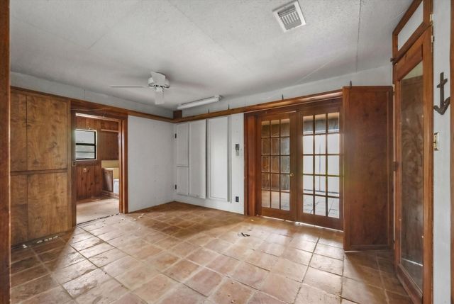 14201 Lund Carlson RD, Coupland, TX 78615