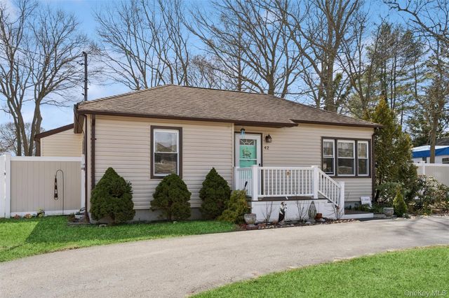 42 Pinetop Drive, Shirley, NY 11967