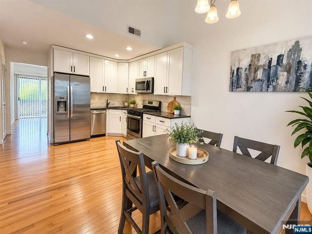 77 Liberty Street 42, Little Ferry, NJ 07643