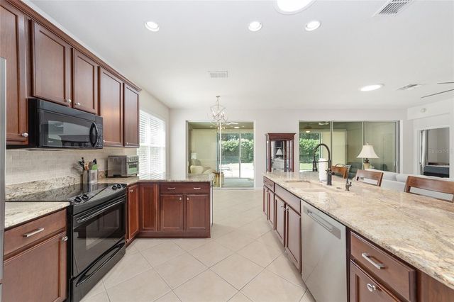 9395 SW 66TH LOOP, Ocala, FL 34481