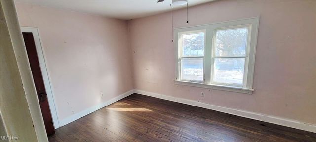 3540 W 98th Street, Cleveland, OH 44102