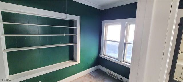 3540 W 98th Street, Cleveland, OH 44102