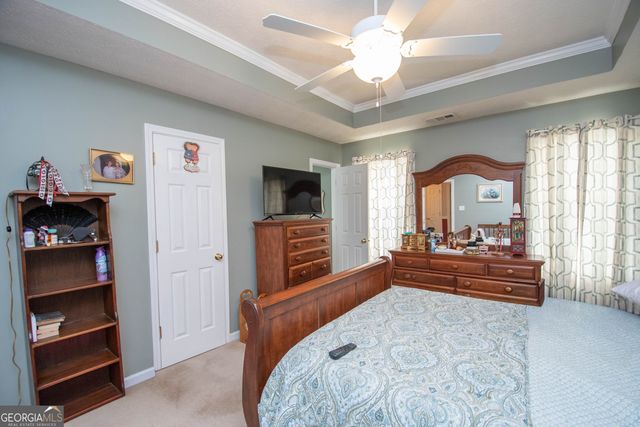 115 Oakview Trace, Fayetteville, GA 30215