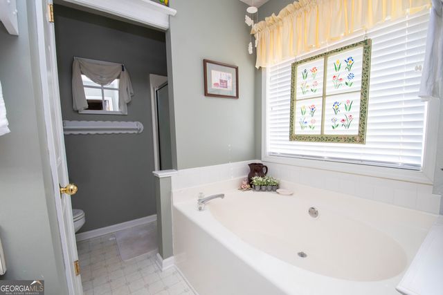 115 Oakview Trace, Fayetteville, GA 30215