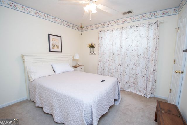 115 Oakview Trace, Fayetteville, GA 30215