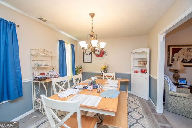 115 Oakview Trace, Fayetteville, GA 30215