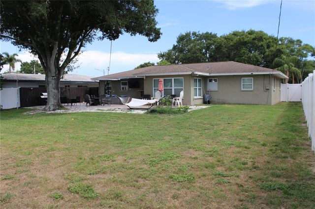 10541 86TH AVENUE, Seminole, FL 33772