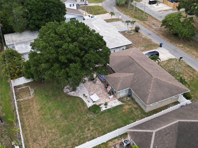 10541 86TH AVENUE, Seminole, FL 33772