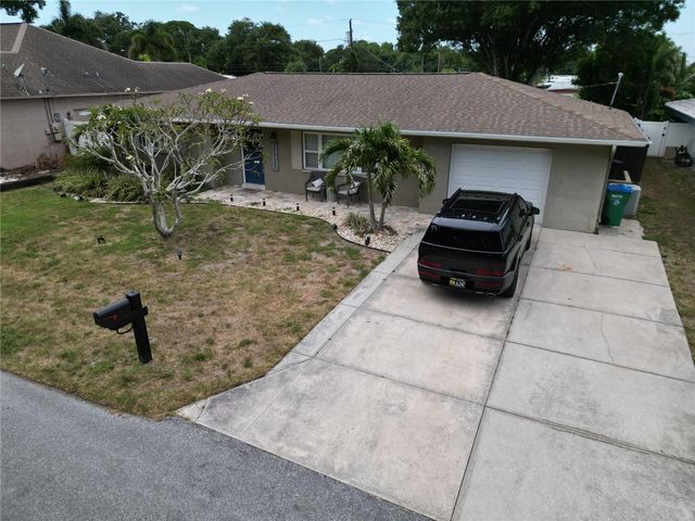 10541 86TH AVENUE, Seminole, FL 33772