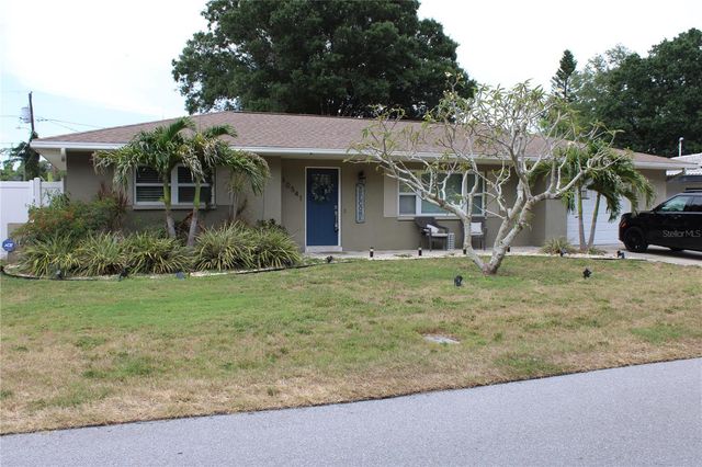 10541 86TH AVENUE, Seminole, FL 33772