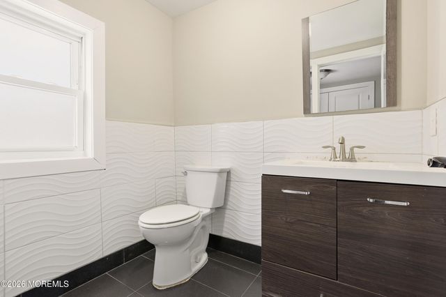 89 Maxim Road, Howell, NJ 07731