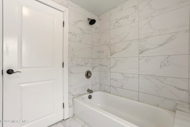 89 Maxim Road, Howell, NJ 07731