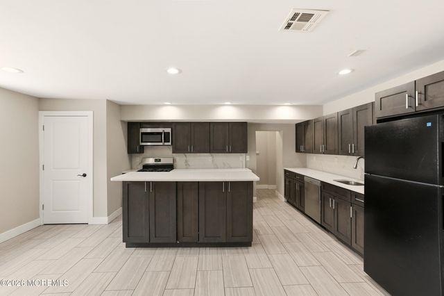 89 Maxim Road, Howell, NJ 07731