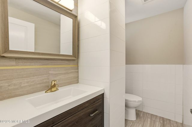 89 Maxim Road, Howell, NJ 07731