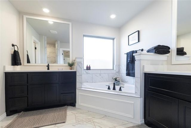 3232 Poppey Lane, Edmond, OK 73012