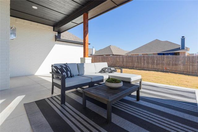 3232 Poppey Lane, Edmond, OK 73012