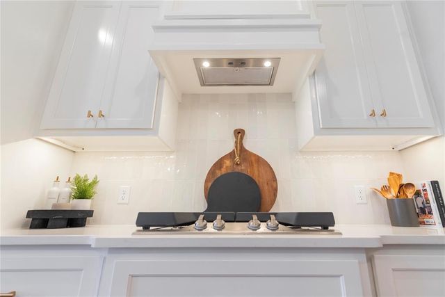 3232 Poppey Lane, Edmond, OK 73012