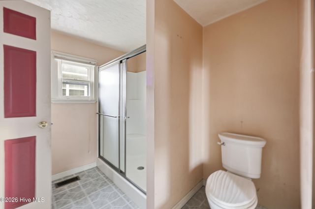 307 Dobbs Street, Hertford, NC 27944