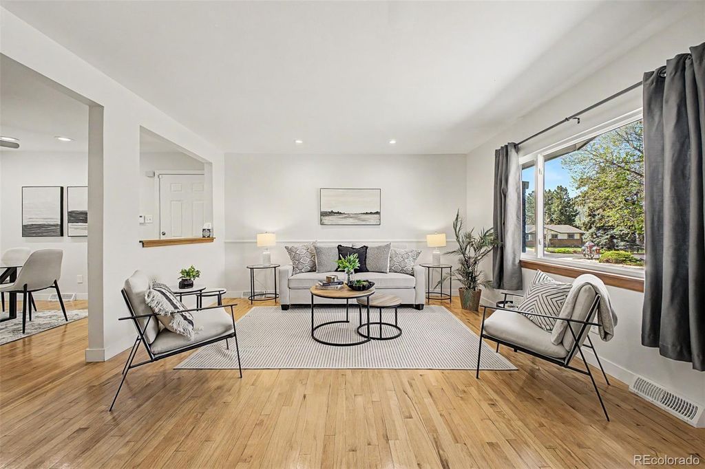 8084 E Hampden Circle, Denver, CO 80237