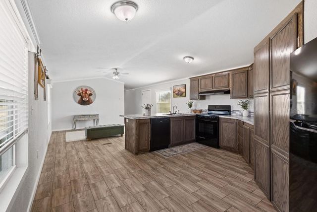 3979 Roland Road, Whitesboro, TX 76273