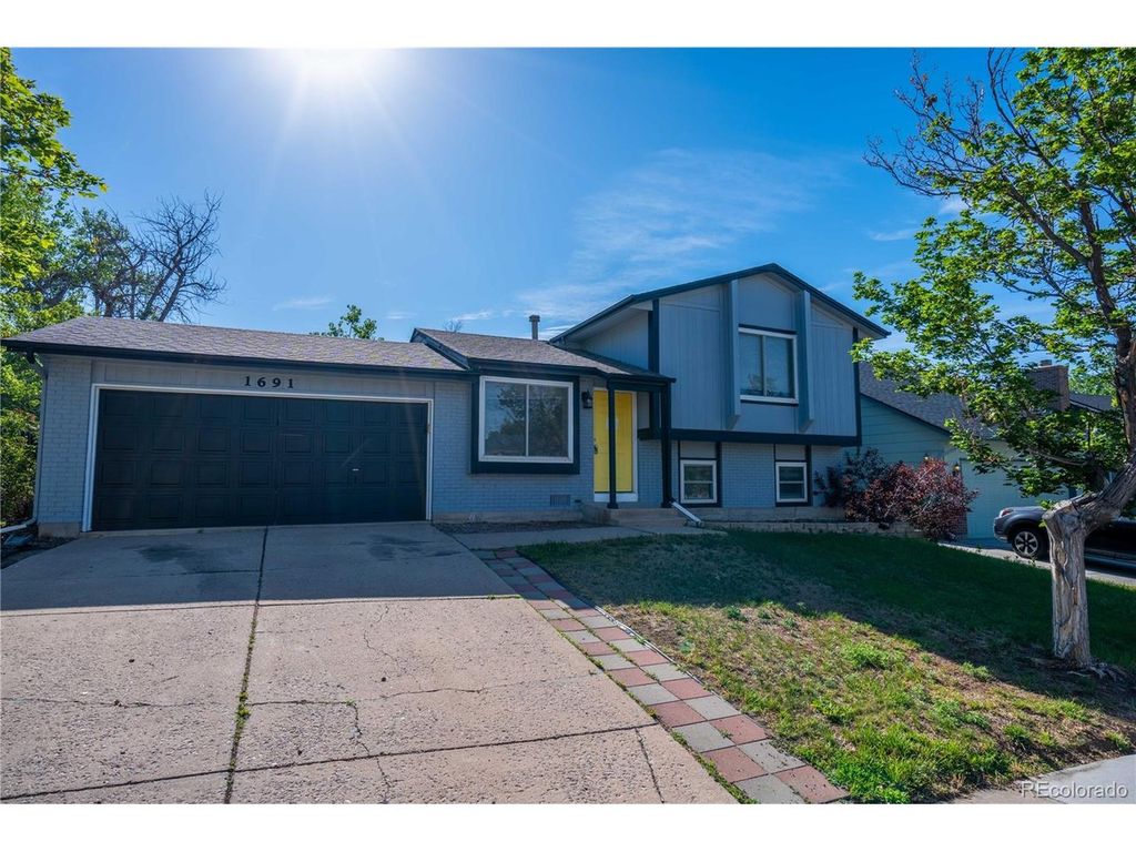 1691 S Cathay St, Aurora, CO 80017
