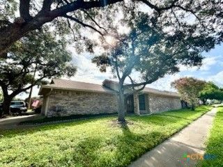 127 Cabana Drive, Victoria, TX 77901