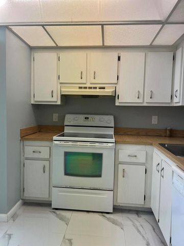 14701 Cumberland Drive 2080, Delray Beach, FL 33446