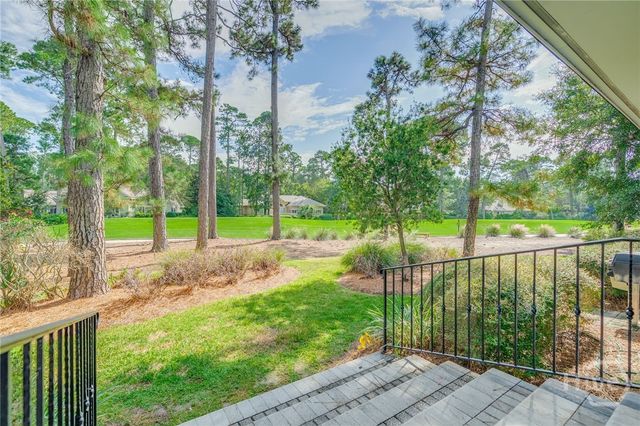 5 Sparkleberry Lane, Savannah, GA 31411