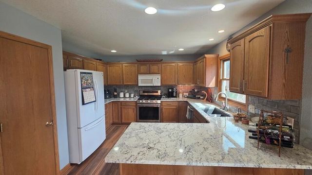 118 Columbine LANE, Sheboygan Falls, WI 53085