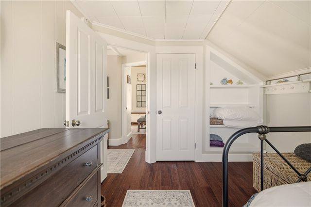 181 Center Avenue, Middletown, RI 02842