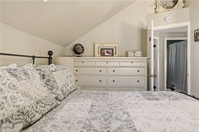 181 Center Avenue, Middletown, RI 02842