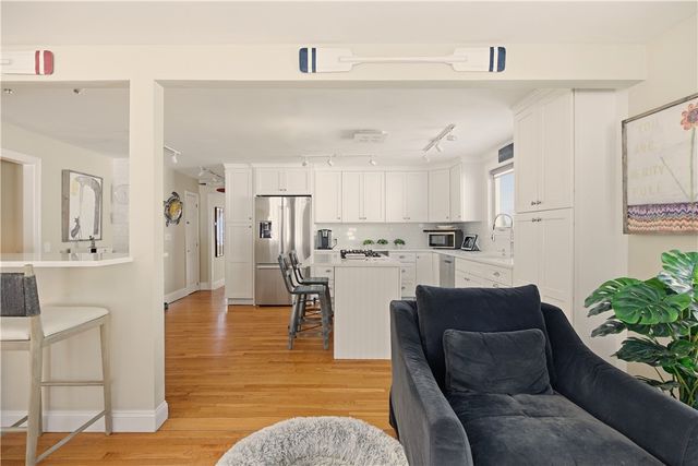 181 Center Avenue, Middletown, RI 02842