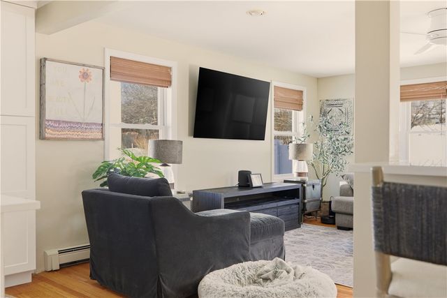 181 Center Avenue, Middletown, RI 02842