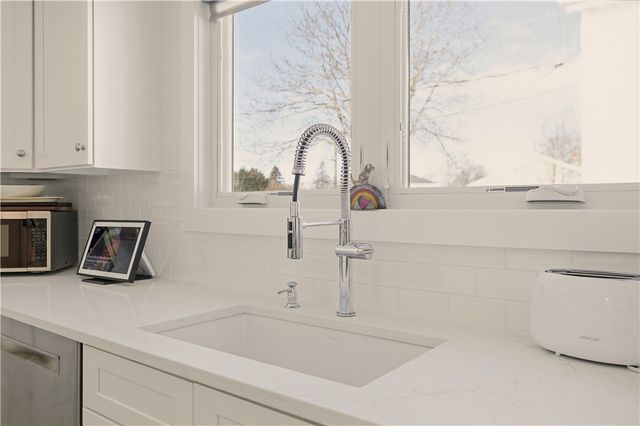 181 Center Avenue, Middletown, RI 02842