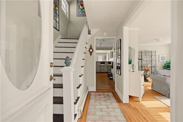 181 Center Avenue, Middletown, RI 02842